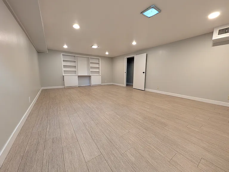 4281 S Orchard Ave — Photo 15