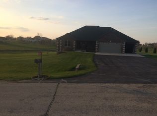 N2441 Van Matre Ln, Monroe, WI 53566