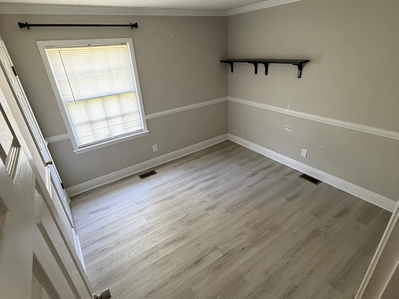 3 bed, 1591 sqft, $1,800 — Photo 4