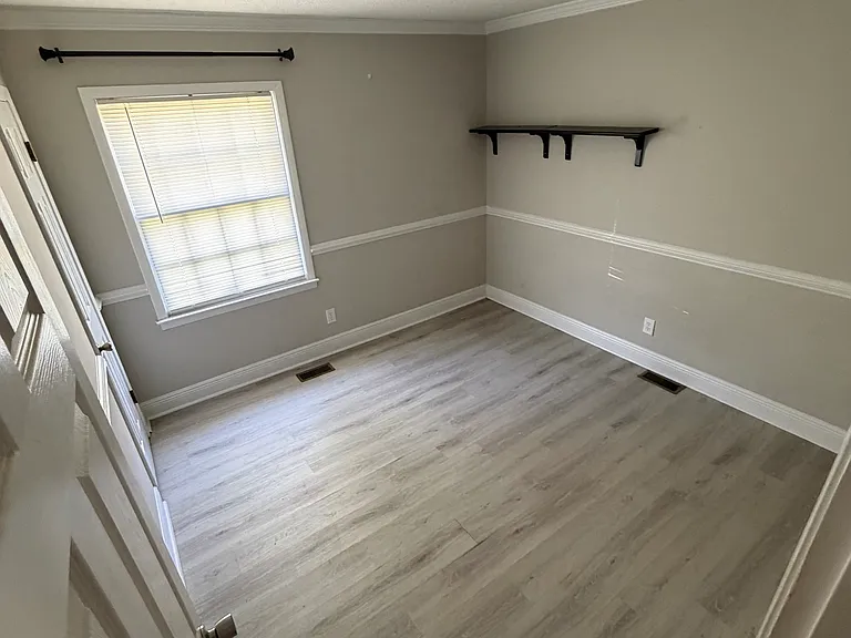5708 Kirby Ct — Photo 4
