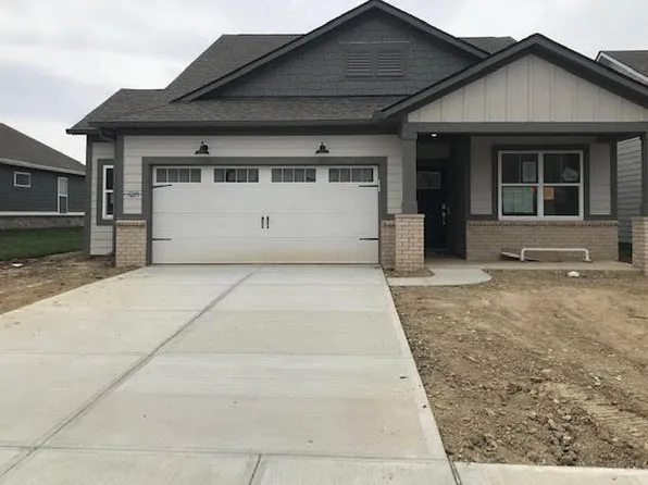 5229 Bayberry Ct, Whitestown, IN 46075