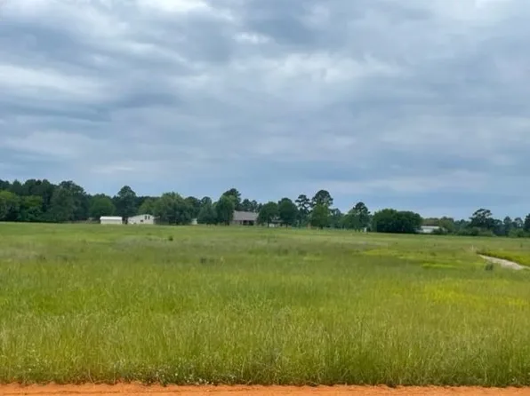 124 Sleep Easy Rd, Kilgore, TX 75662