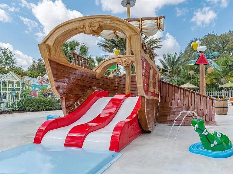 710 Longboat Dr — Photo 43