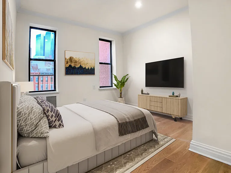 355 W 51st St #26 — Photo 4