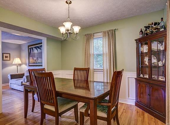4th image of 3559 Horseshoe Dr