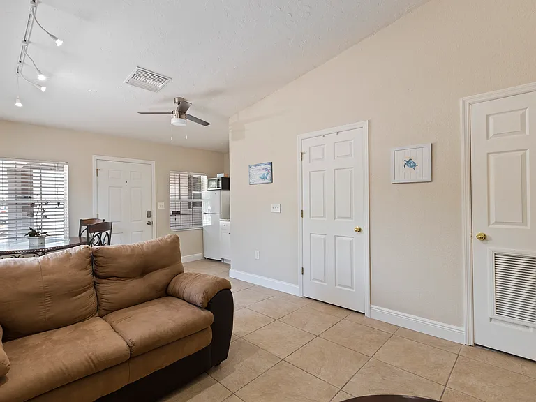2424 Whippoorwill Cir #2 — Photo 12