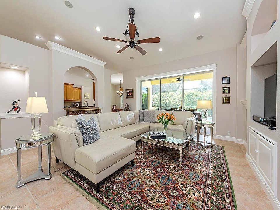 1st image of 1160 Camelot Cir