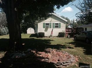6679 Hamilton Dr, Derby, NY 14047