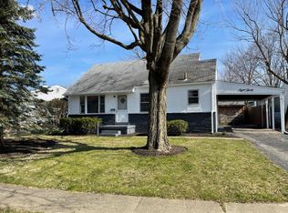 830 Minerva Ave, Columbus, OH 43229