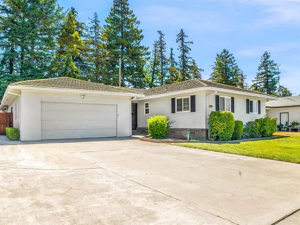 822 S California St, Lodi, CA 95240