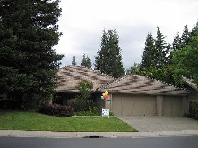 11561 Melones Cir photo 1