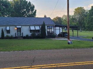 5285 Main St, Trezevant, TN 38258