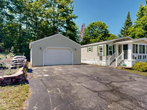 3 Meadow Drive, Turner, ME 04282