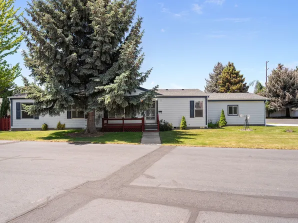 1815 NE 6th St, Redmond, OR 97756