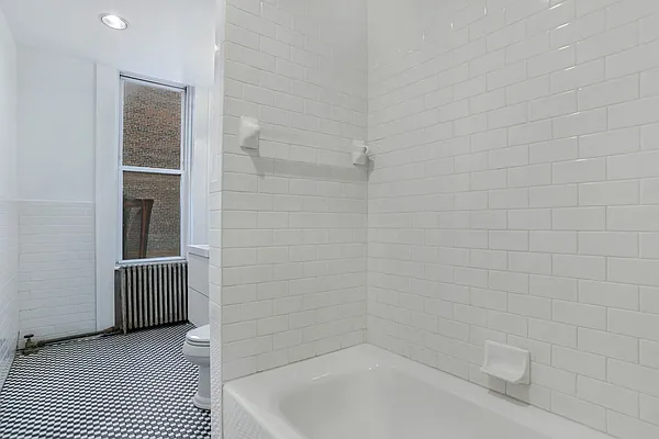 Rented by Stribling | media 10