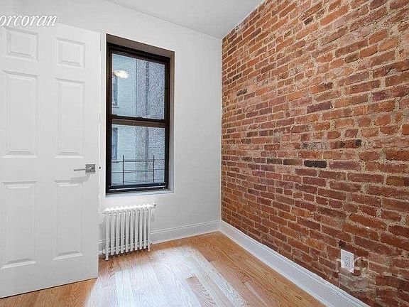5th image of 380 S 4th St APT 7