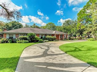 5641 Holly Springs Dr, Houston, TX 77056