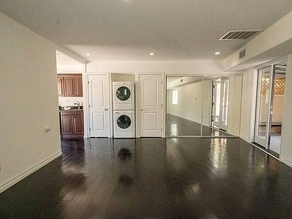 2nd image of 2830 Reservoir St