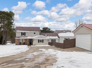 5919 Greenbriar Dr, Fairview, PA 16415