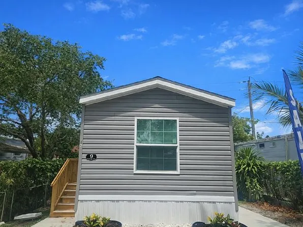 9 George St #42, West Palm Beach, FL 33405