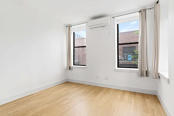 Rented by Compass | media 4