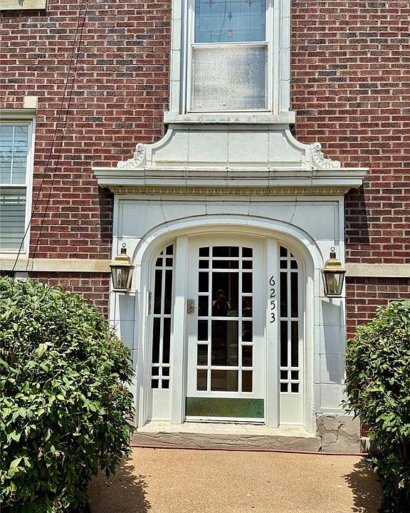 1st image of 6253 Southwood Ave APT 3E