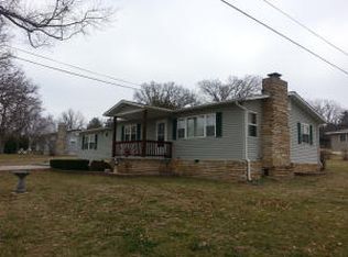 16 Kings Cove Ln, Reeds Spring, MO 65737