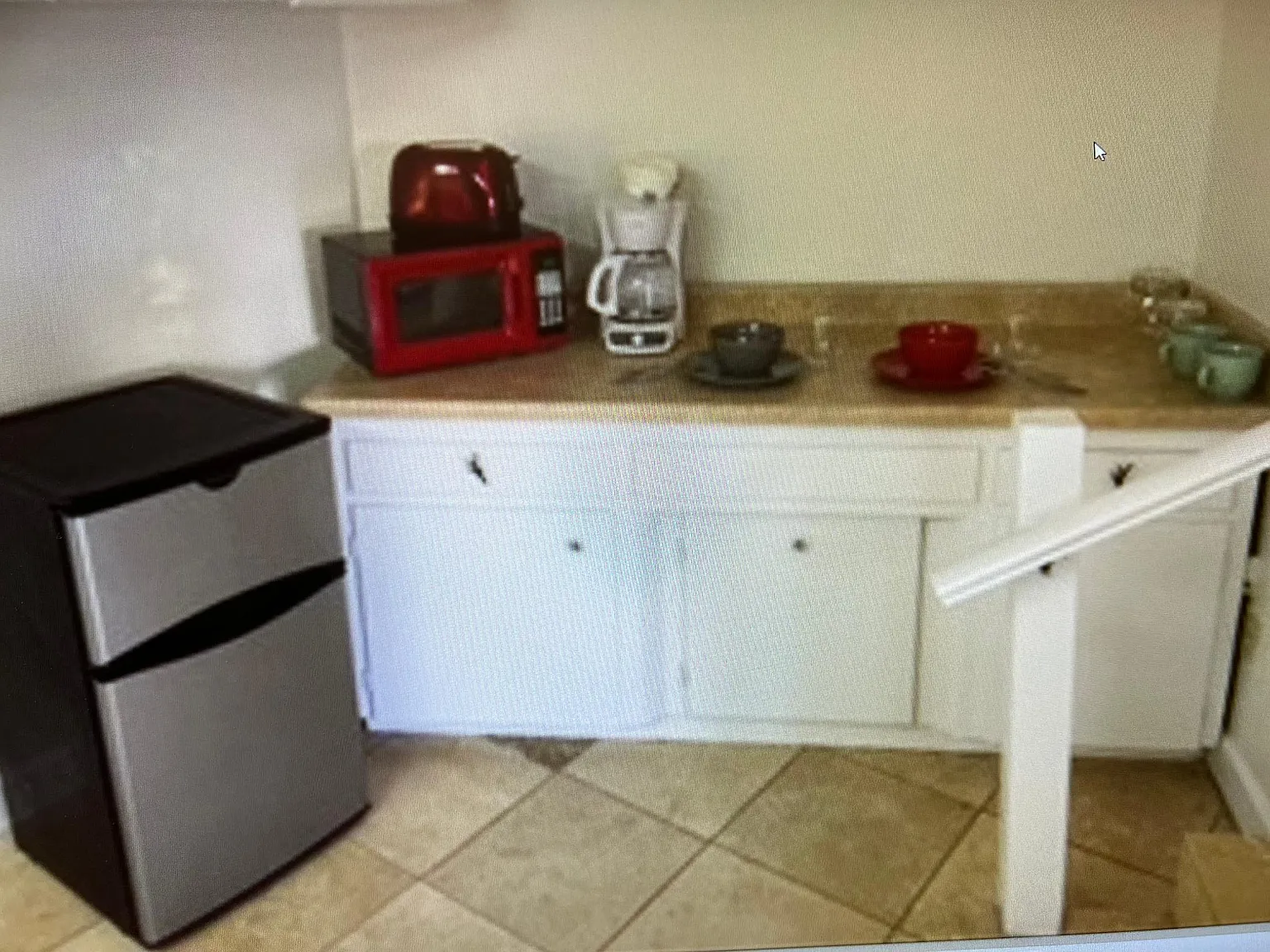 Studio, 600 sqft, $1,995 — Photo 4
