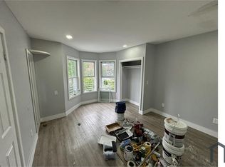1410 Oakley St, Bronx, NY 10469