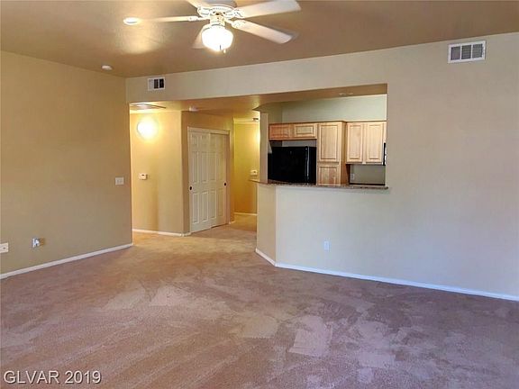 5th image of 5855 Valley Dr Unit 1041
