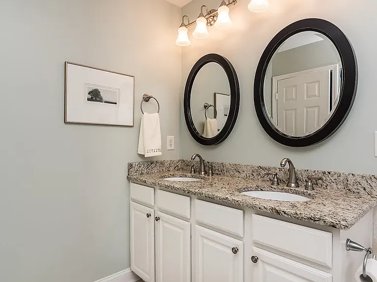 4012 Jockey Club Cir — Photo 23