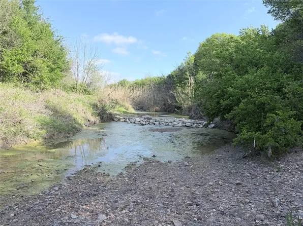 5243 Fm 2114, Abbott, TX 76621