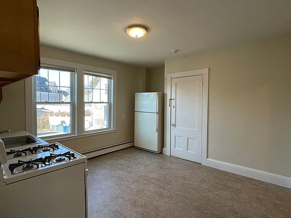 3rd image of 15 Lovett St #7