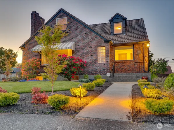 4017 N 9th Street, Tacoma, WA 98406