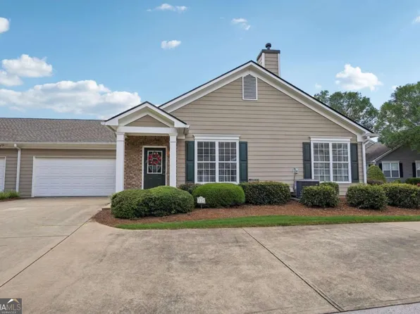 328 Camry Cir, Dallas, GA 30157