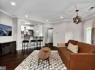 12001 Market St APT 160, Reston, VA 20190