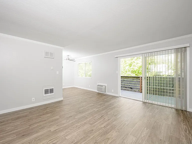 Lafayette Oaks — Photo 15