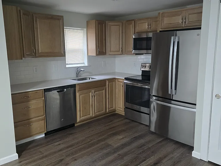 706 Cedar Ave #1 — Photo 7