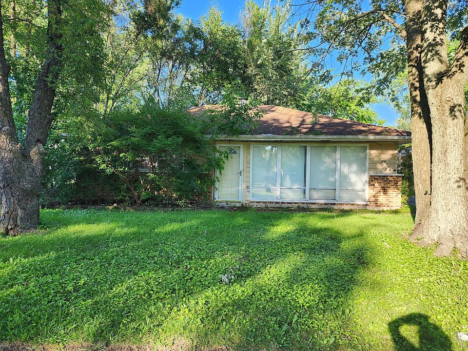 1st image of 358 Blackhawk Dr