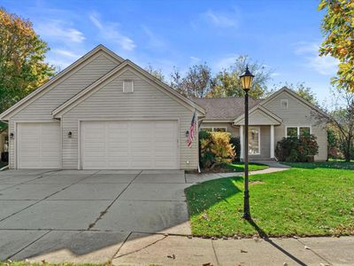 2123 Springbrook S, Waukesha, WI, 53186