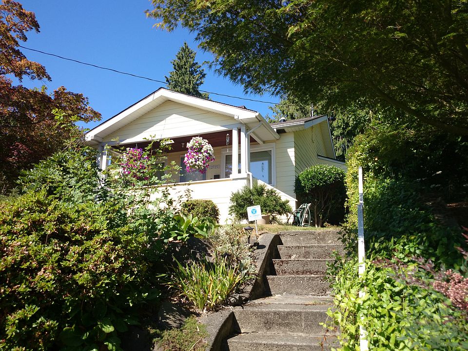 1st image of 2725 Belvidere Ave SW