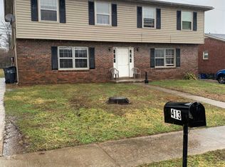 413-415 Whispering Hills Dr, Lexington, KY 40517