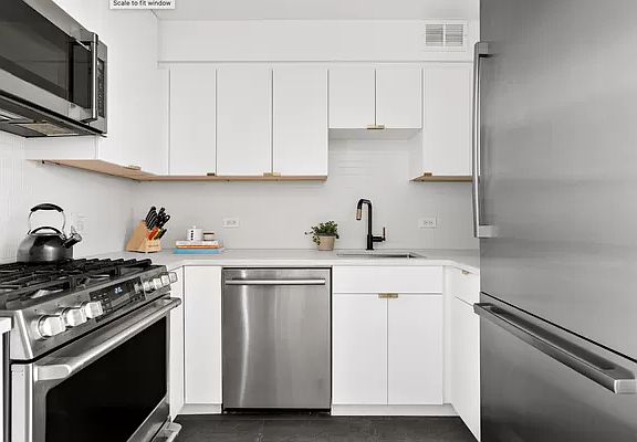 3rd image of 55 Carroll St #1
