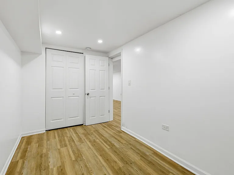 736 N Sawyer Ave #G — Photo 4