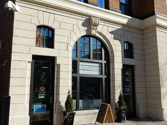 4th image of 5007 N Sheridan Rd #504