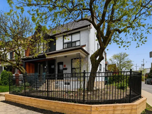 151 Campbell Ave, Toronto, ON M6P 3V3