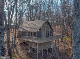 529 The Woods Rd, Hedgesville, WV 25427