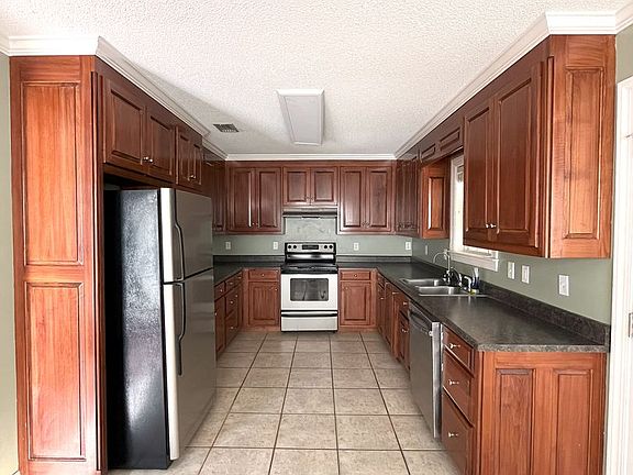 4th image of 4179 Waterberry Cir