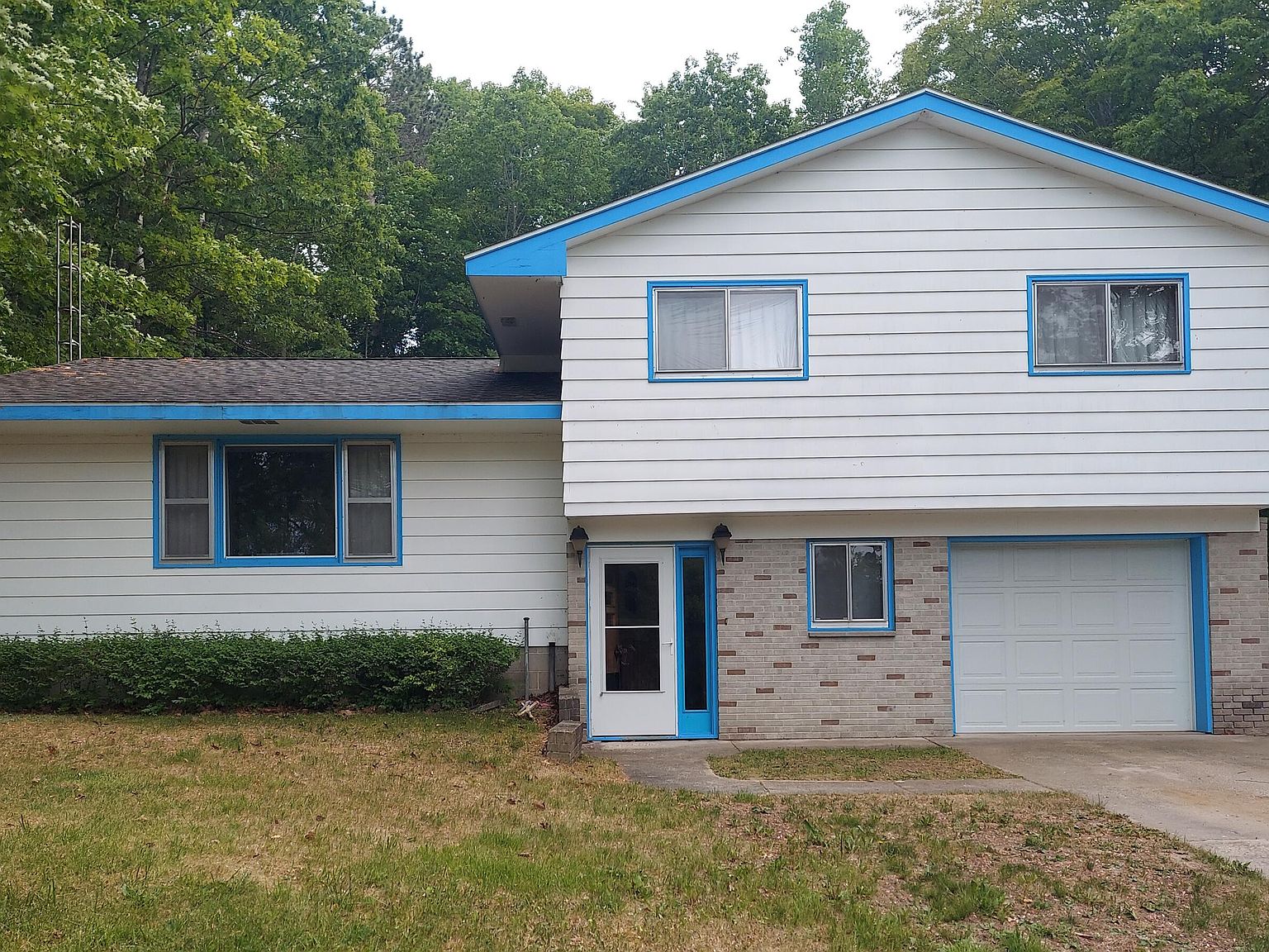 2112 E Trask Lake Rd Lincoln MI 48742 Zillow