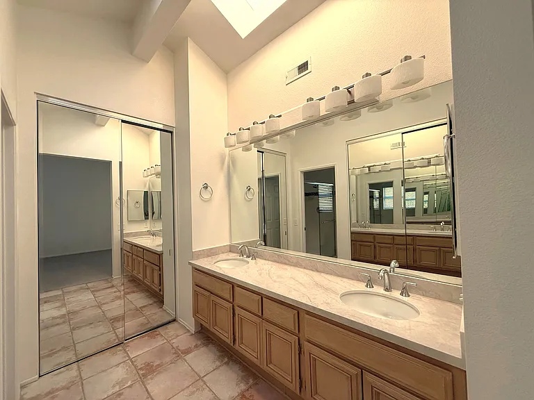 24668 El Manzano — Photo 16